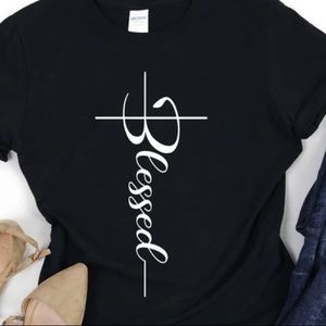 - - Cute 🥰 Women 👕 t-shirt